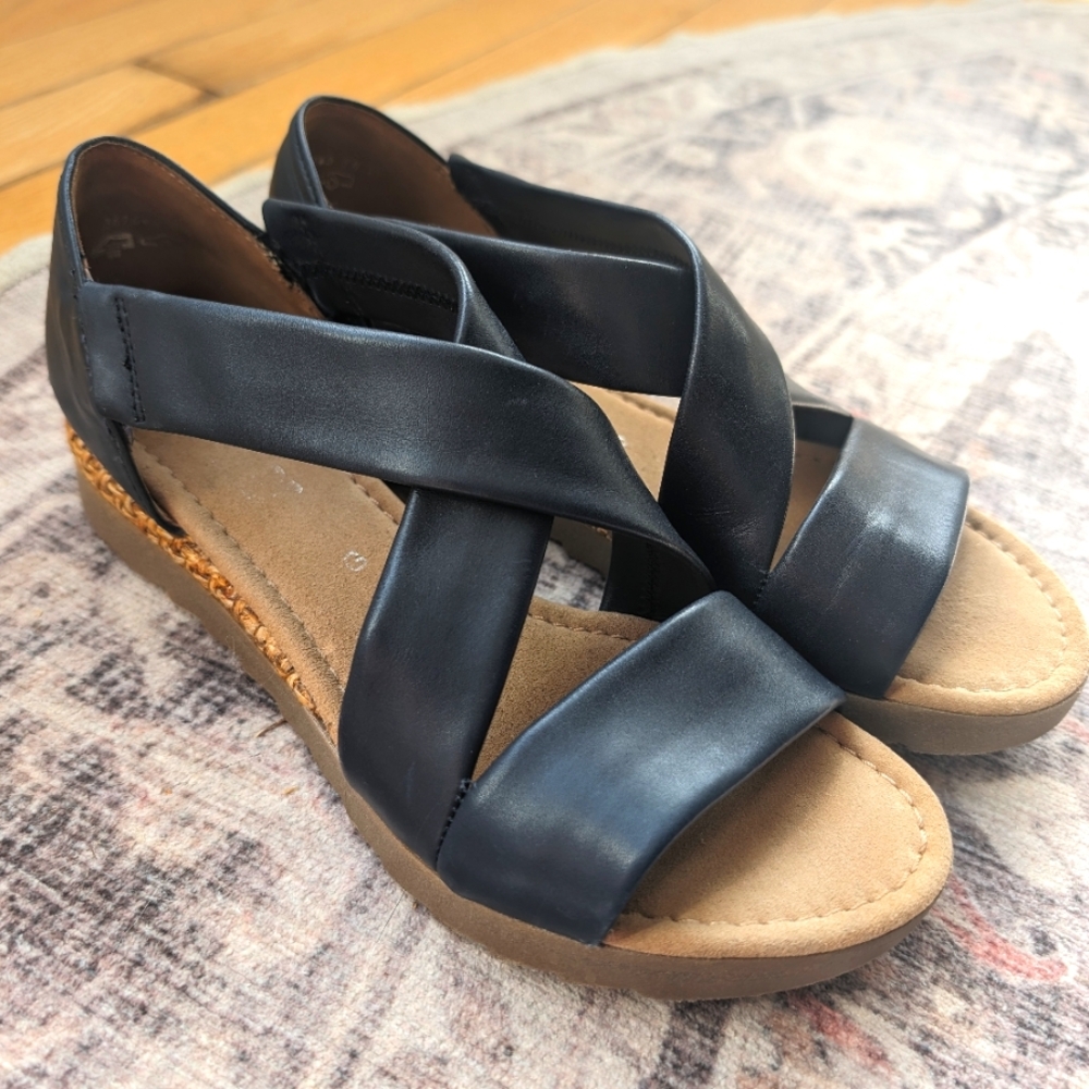 Gabor sandals